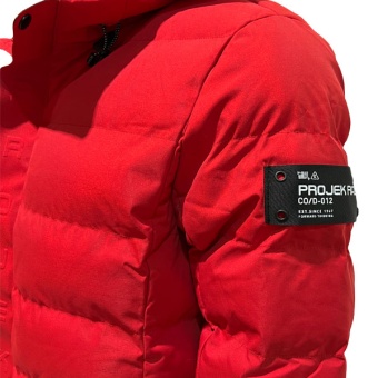 pra-139580-red-sleeves